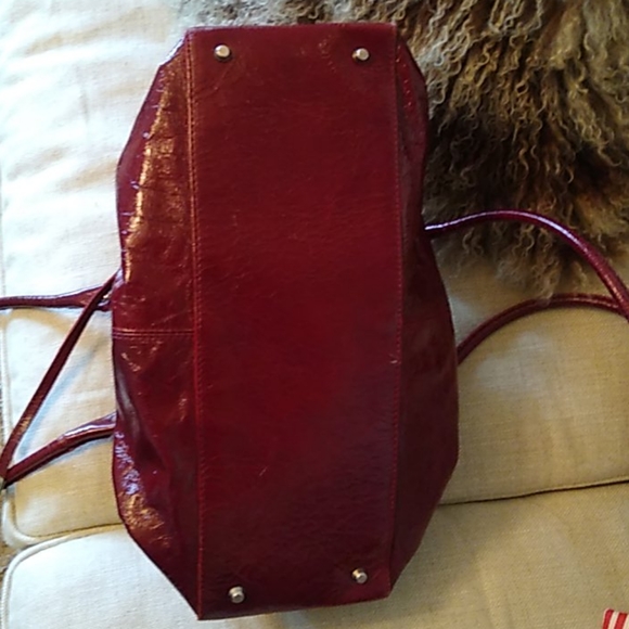 Lovely Cardinal Italian Bag - Picture 6 of 11